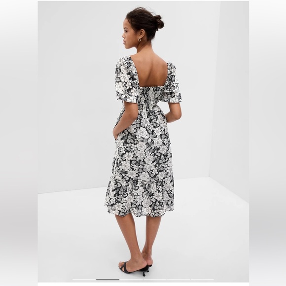 SALE!! NWT Gap Puffed sleeved floral midi dress - Picture 2 of 4